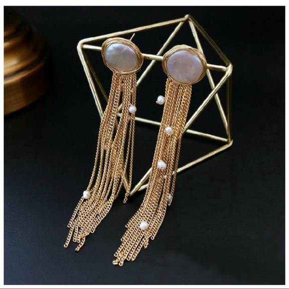 Natural Pearl Dangle Earrings - Picture 3 of 4